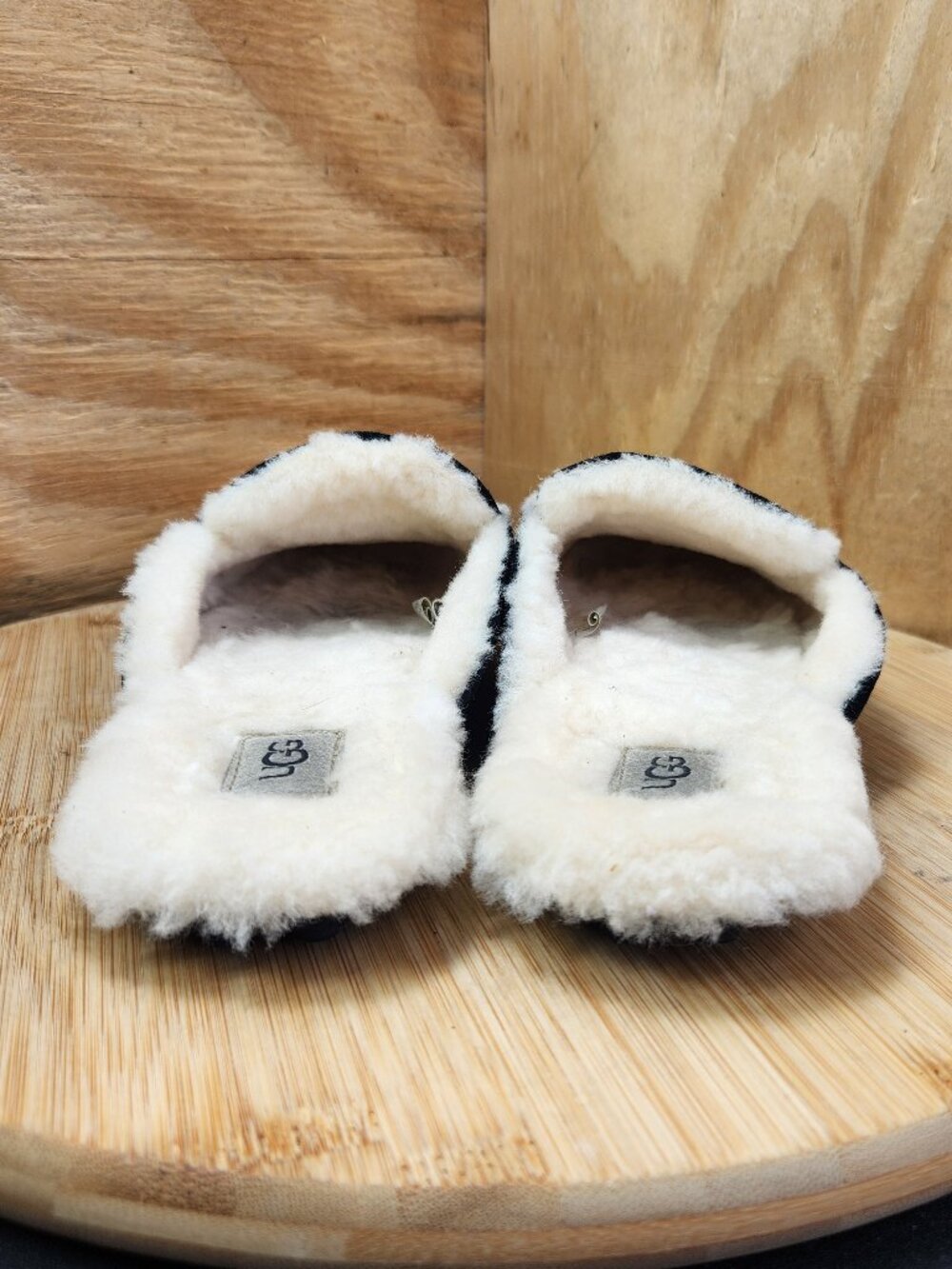 Ugg Lane Suede Slippers Womens Size 7.5 Shoes - Picture 5 of 9